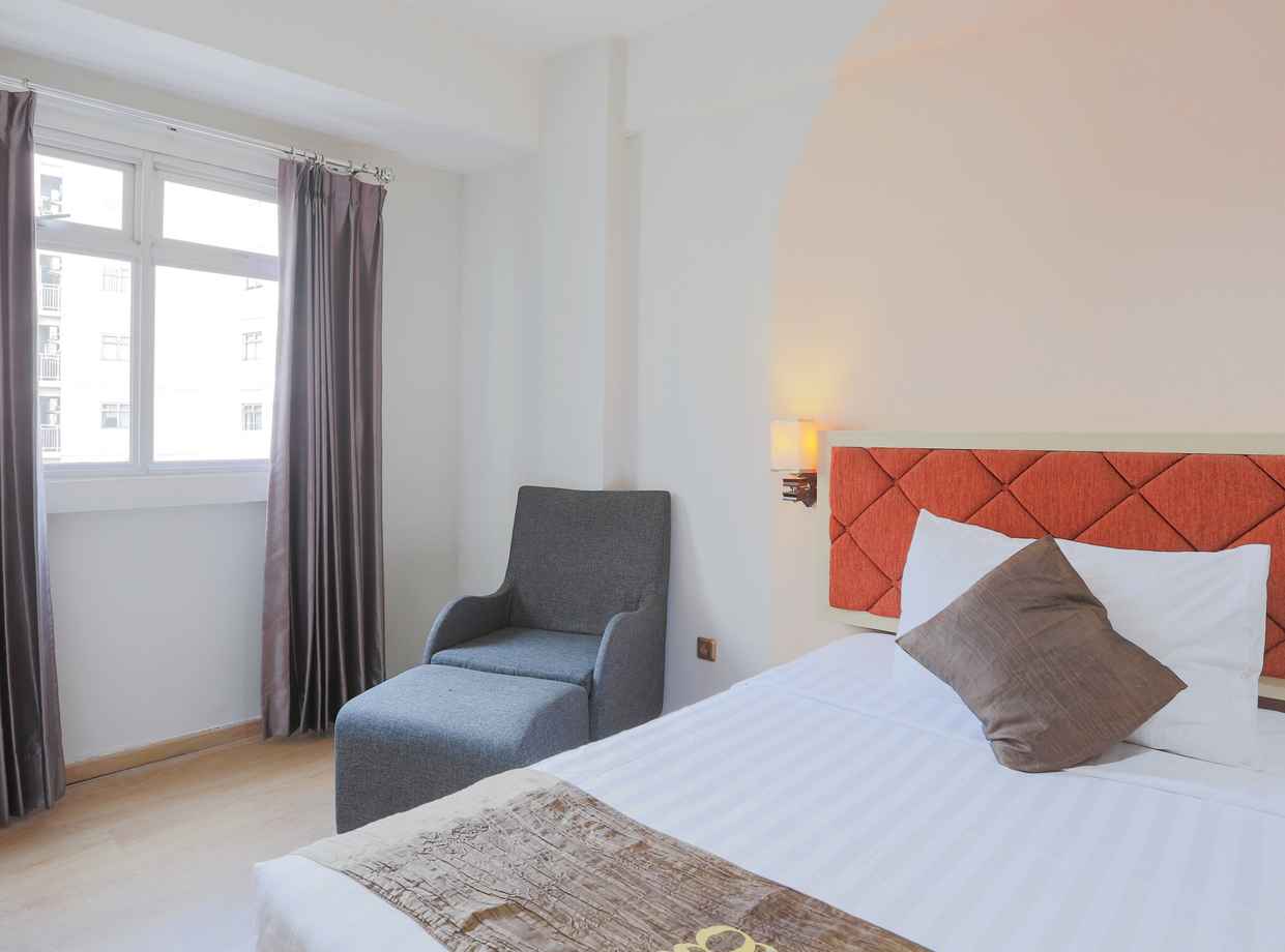 Room 7 Image 3